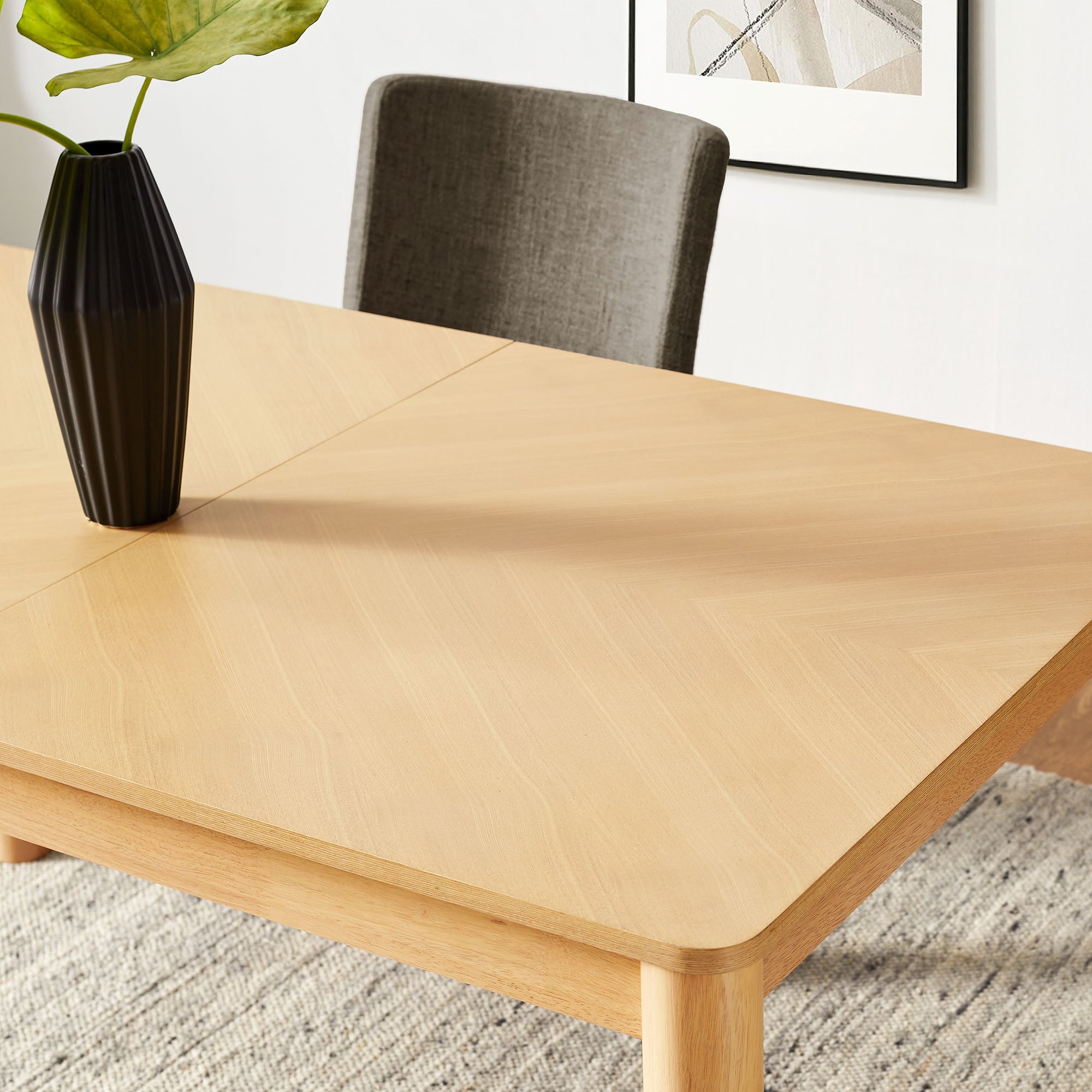 Alba Extendable Dining Table view 6