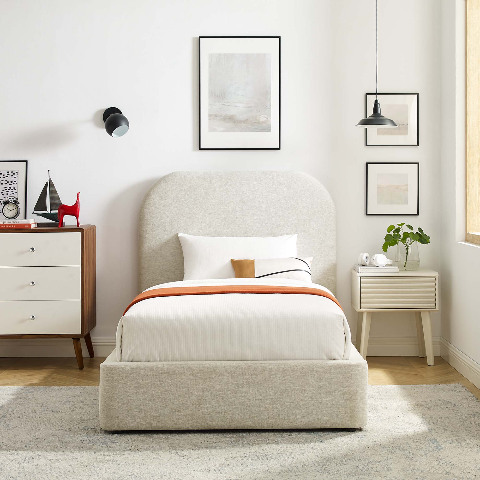 Keynote Upholstered Fabric Curved Platform Bed view 2